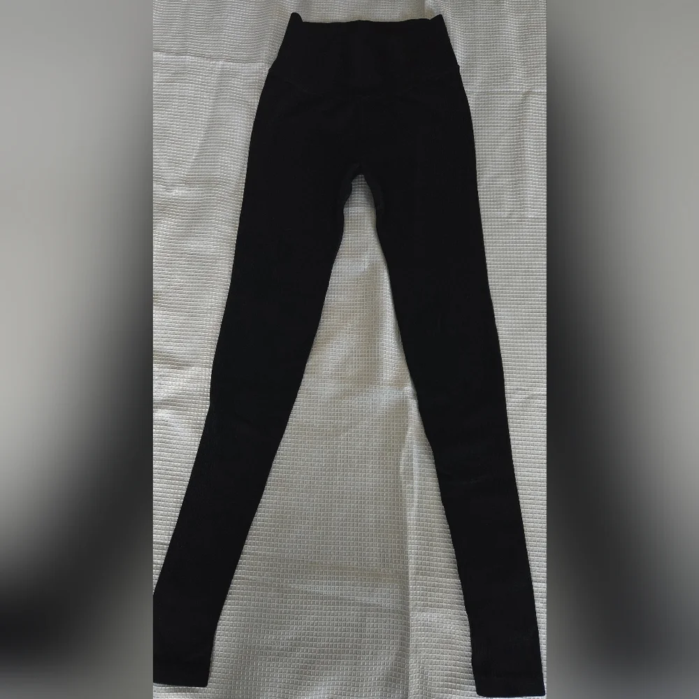 lululemon athletica Jet Black Sculpting Leggings